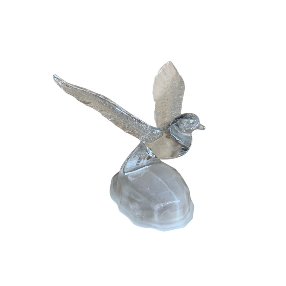 Vintage‎ Clear Crystal Glass Bird in Flight Figurine Frosted Base Art Glass
